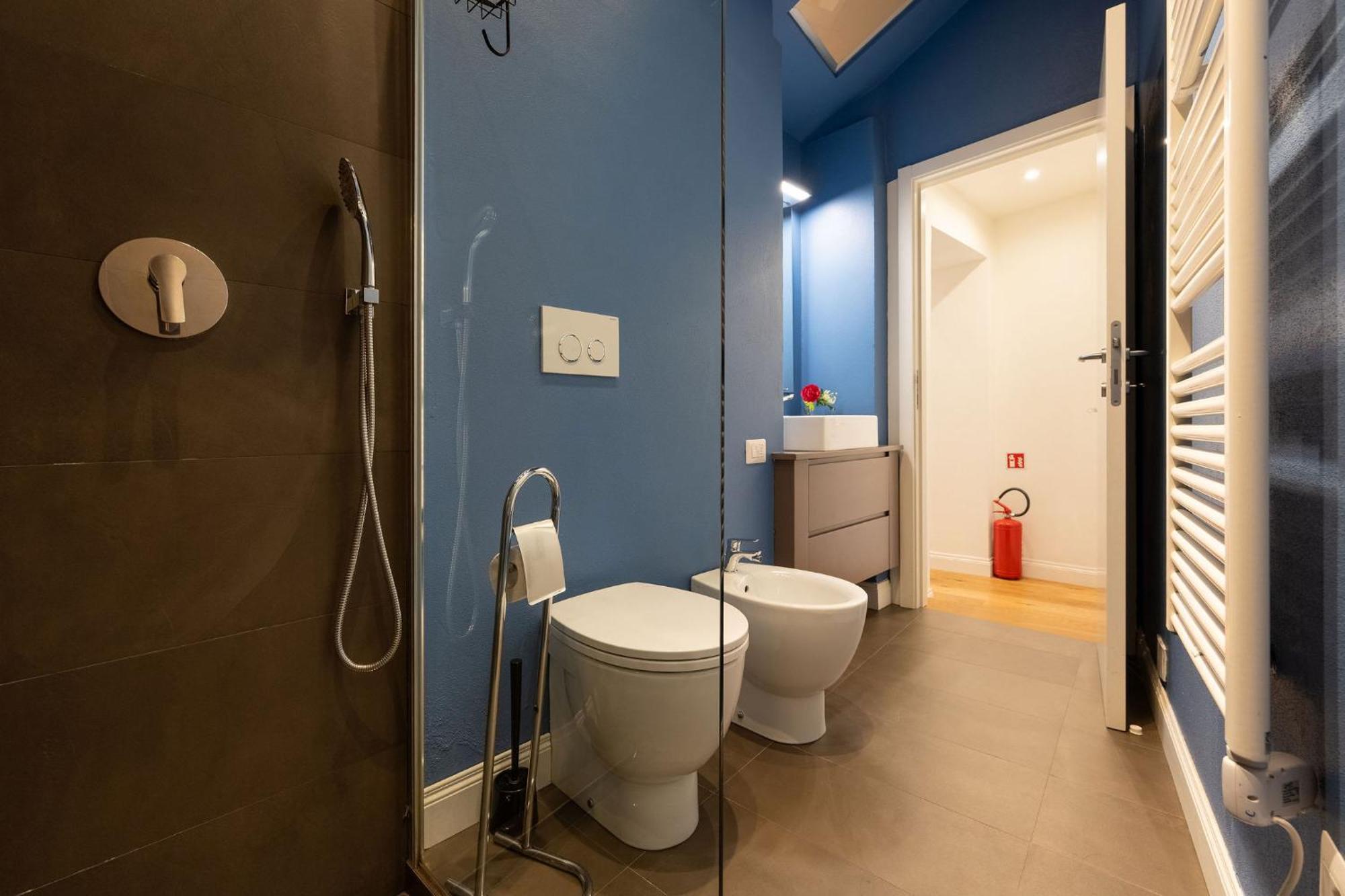 Ta - One Bedroom Luxury Apartment In The Fashion District Флоренция Экстерьер фото